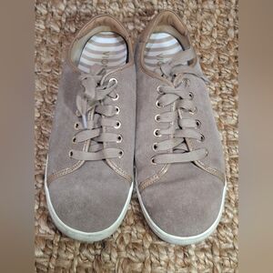 Vionic Brinley Womens ‎ 9.5 Brown-beige Athletic Walking Shoes Sneakers Boho 48